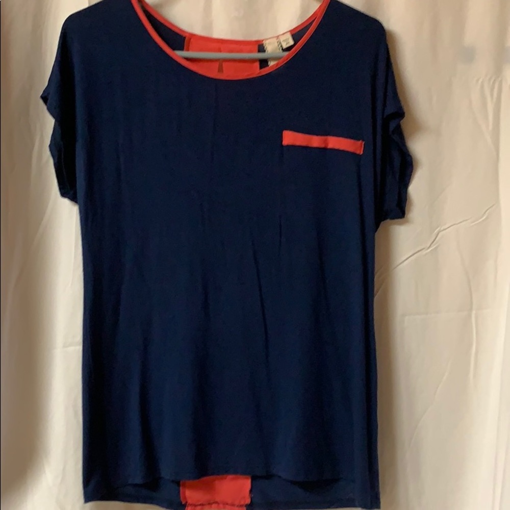 Cute two tone top